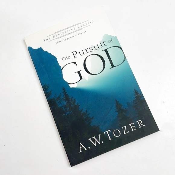 The Pursuit of God by A.W. Tozer paperback book - Picture 2 of 4